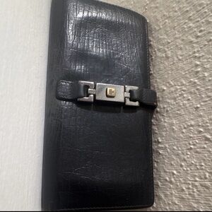 Vintage black Gucci long wallet